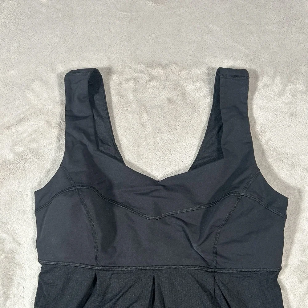 Lululemon Run Tame Me Top Black Size 8 Activewear Tank Drawstring Hem Athleisure